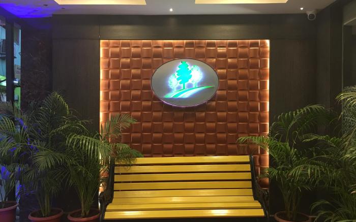 Pine Tree Boutique Hotel near US Consulate & Apollo Hospital