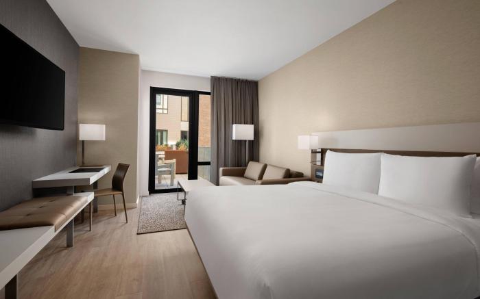 AC Hotel Santa Rosa Sonoma Wine Country