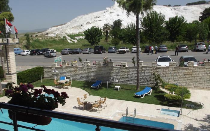 HOTEL HAL-TUR  BOUTIQUE