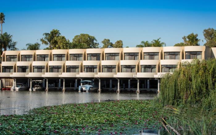 Capri Waters Country Club