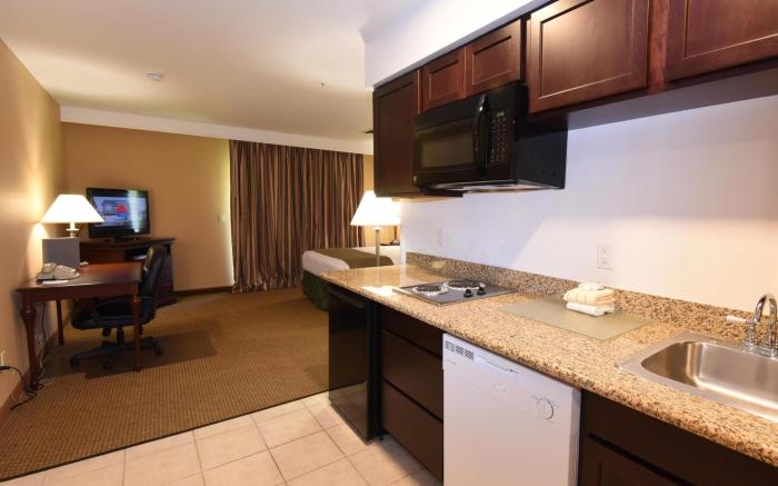 Best Western PLUS Ahtanum Inn