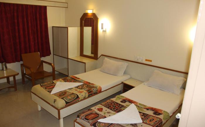 Hotel Samarth Lodging