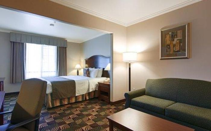 Best Western Plus Country Park Hotel