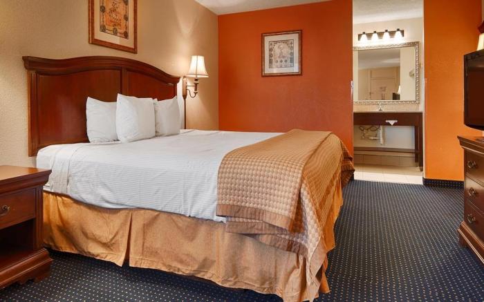 Baymont by Wyndham Rocky Mount I-95