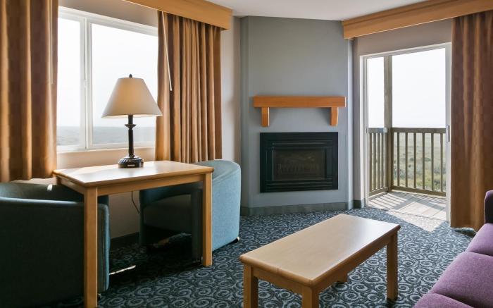 Lighthouse Suites Inn