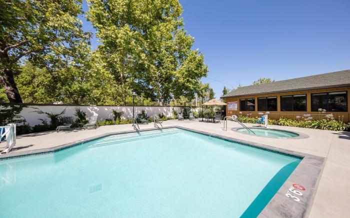Best Western Plus Stevenson Manor