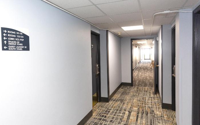 Coratel Inn & Suites - Mankato
