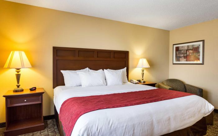 Comfort Inn & Suites