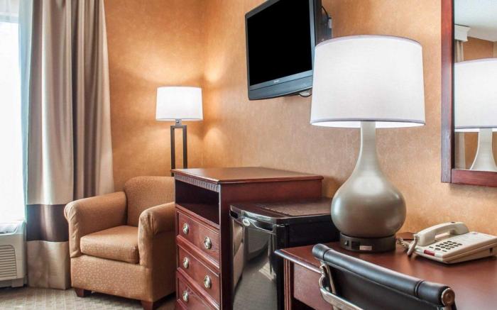 Quality Inn Near Walden Galleria Mall