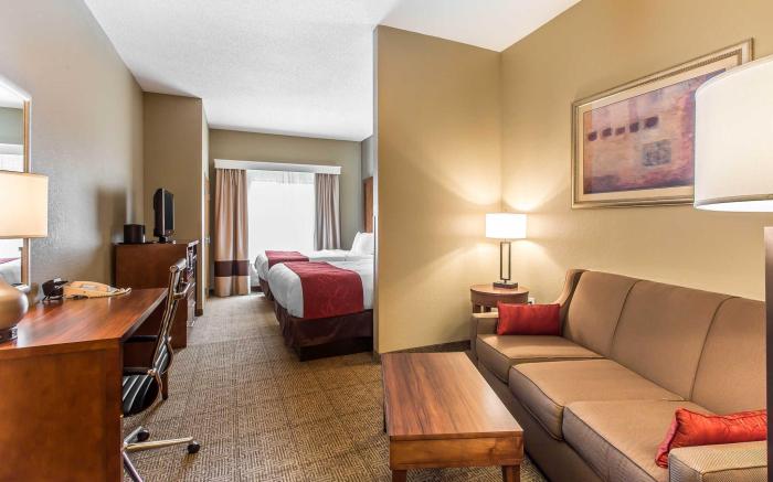 Comfort Suites Oxford I-20 exit 188