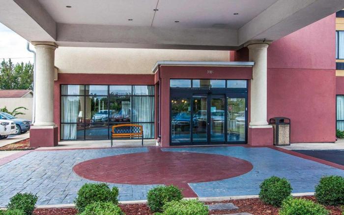 Comfort Suites Tuscaloosa near University