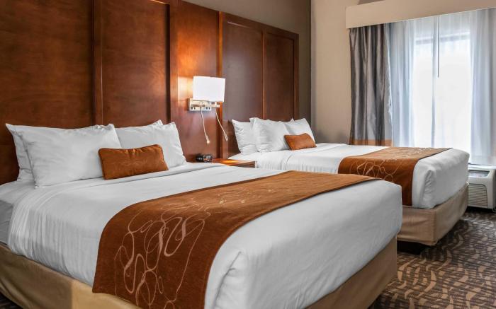 Comfort Suites