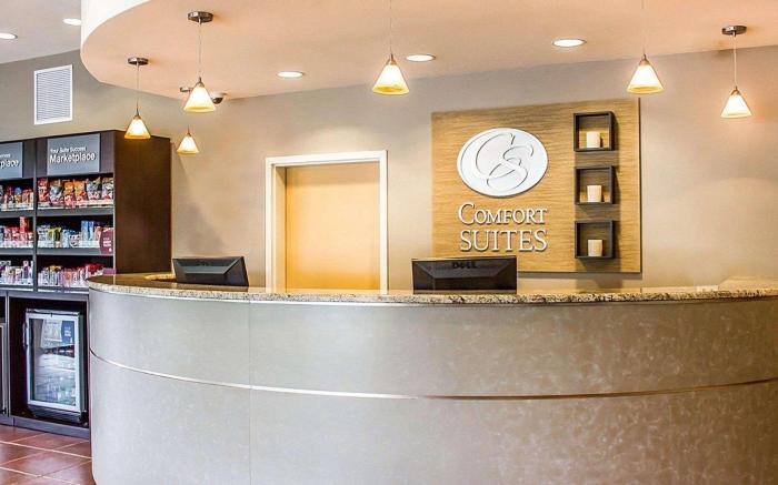 Holiday Inn Cheshire - Southington, an IHG Hotel By IHG