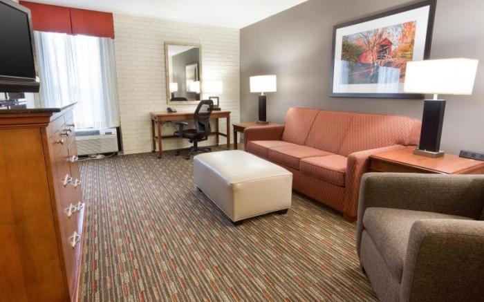 Drury Inn & Suites Joplin