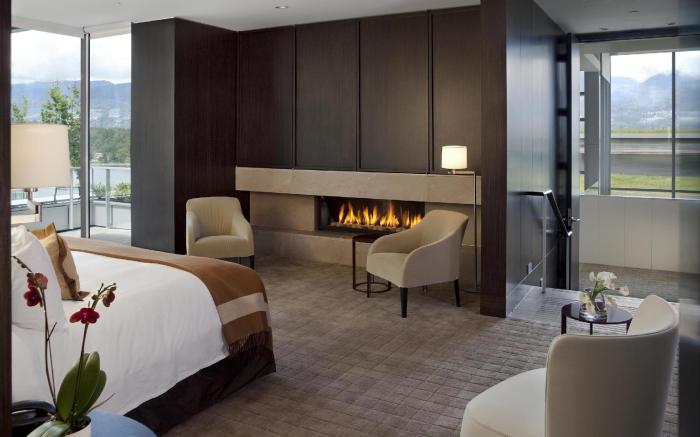 Fairmont Pacific Rim Hotel