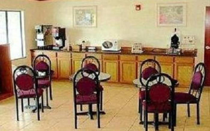 Fairway Inn La Porte