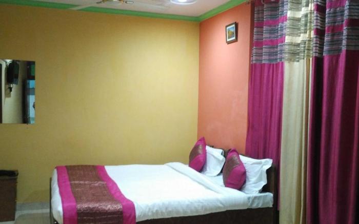 Hotel Deepak Residency