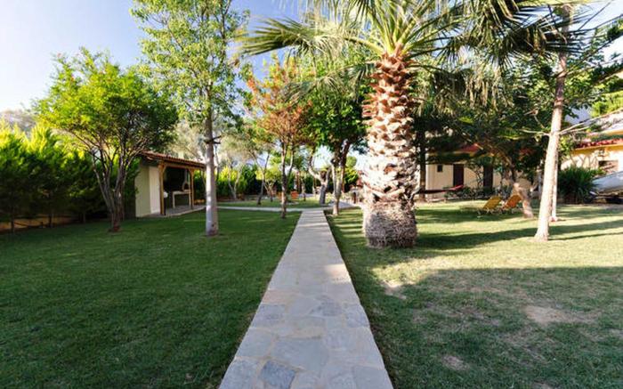 The Santo George Beach Resort