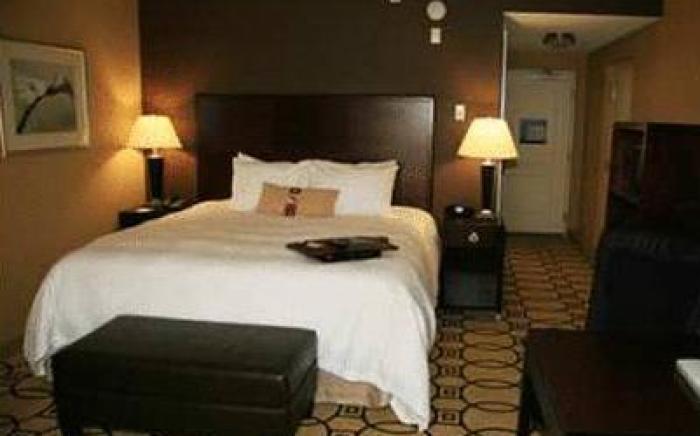 Hampton Inn & Suites Brunswick