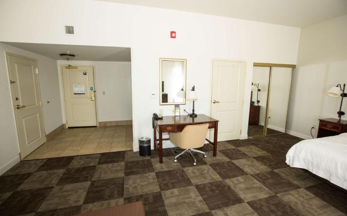 Hampton Inn & Suites Baton Rouge - I-10 East