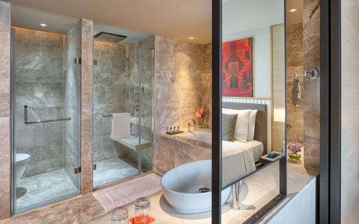 Gateway Ahmedabad, Sindhu Bhavan Road