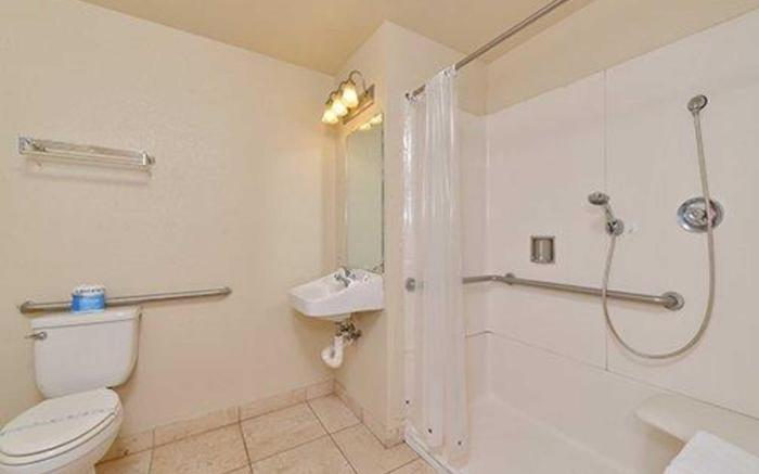Rodeway Inn Stockton Highway 99