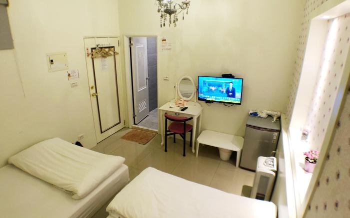 JJ Quad room 1
