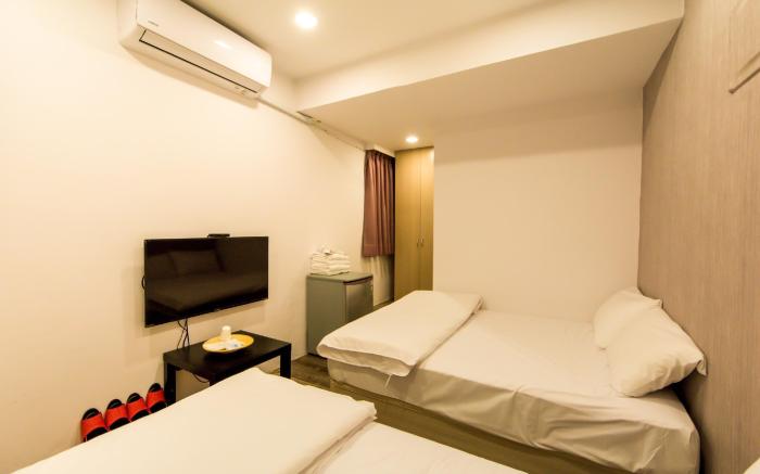 JJ Quad room 14