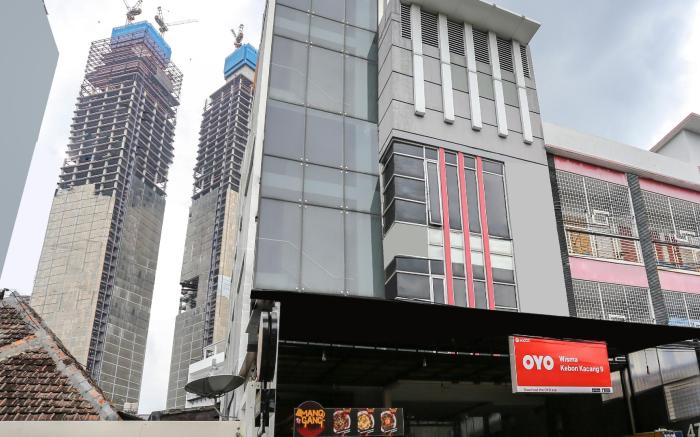 SUPER OYO Capital O 90056 Wisma Kebon Kacang 9