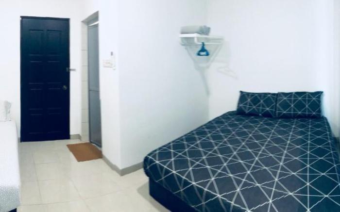 LunaStay *WIFI* Entire Unit*Stay 40 pax
