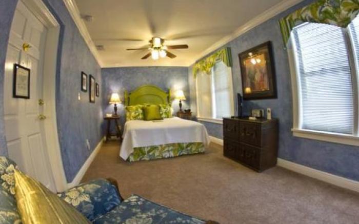 Mango Inn Bed and Breakfast