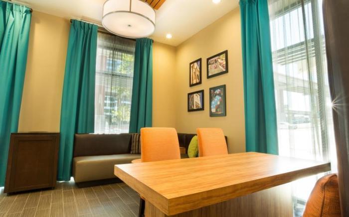 Heritage Inn & Suites San Antonio Airport, Trademark Wyndham