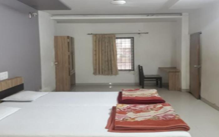 Hotel pariwar