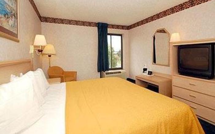 Red Lion Inn & Suites Blue Springs