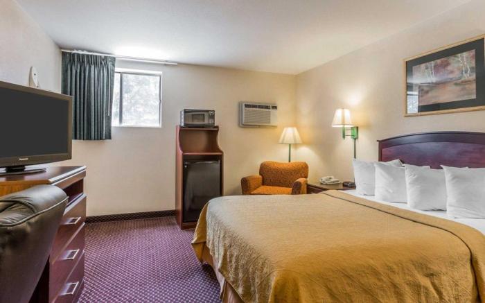 Quality Inn Pell City I-20 exit 158