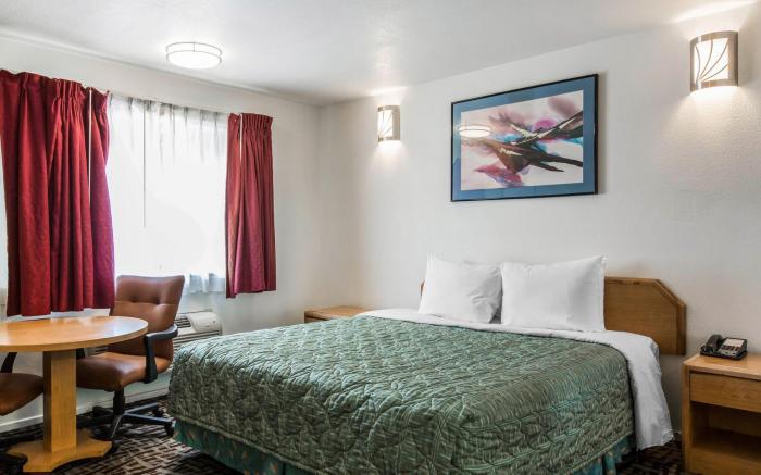 Rodeway Inn Beaumont 1-10