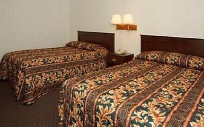 Rodeway Inn Conference Center