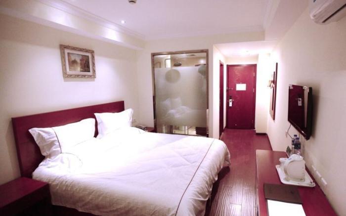 GreenTree Inn Taiyuan Liuxiang Tongluo Bay Hotel