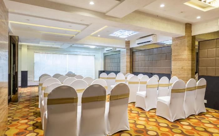 Calux Grand Inn Calangute Formerly Amara