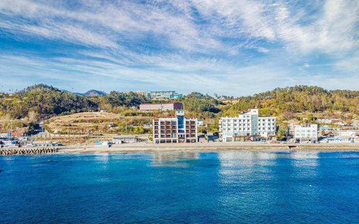 Sea Islend Pension