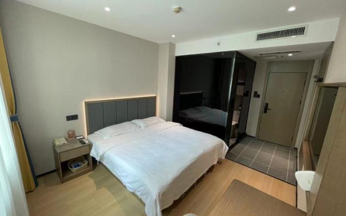 GreenTree Inn Taiyuan Guomao Business Hotel