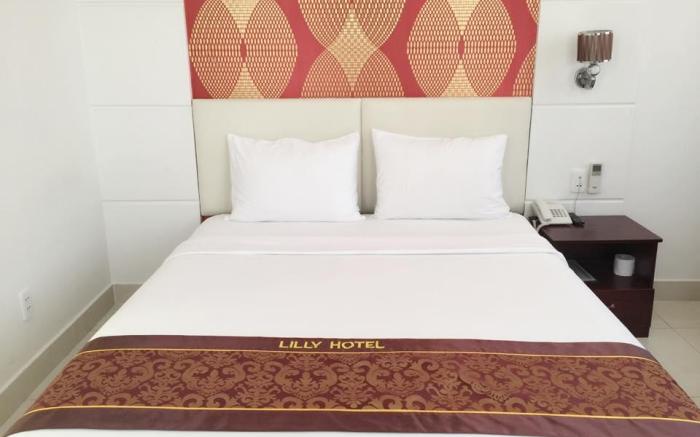 LiLLy Hotel