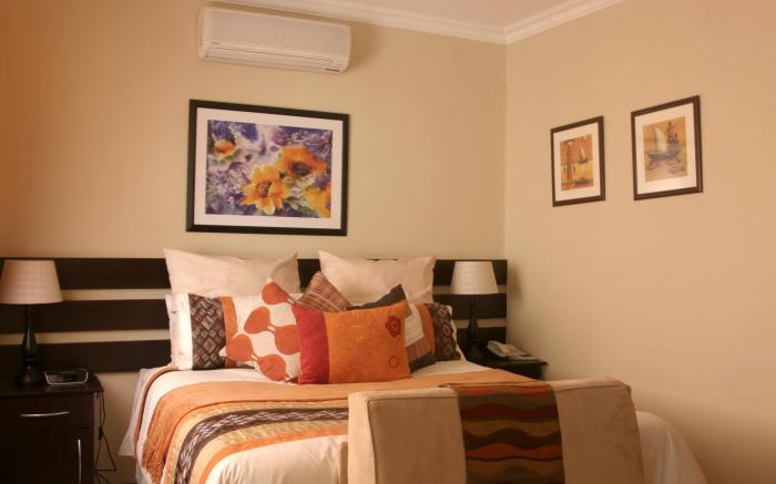 Queen's Place Guest House