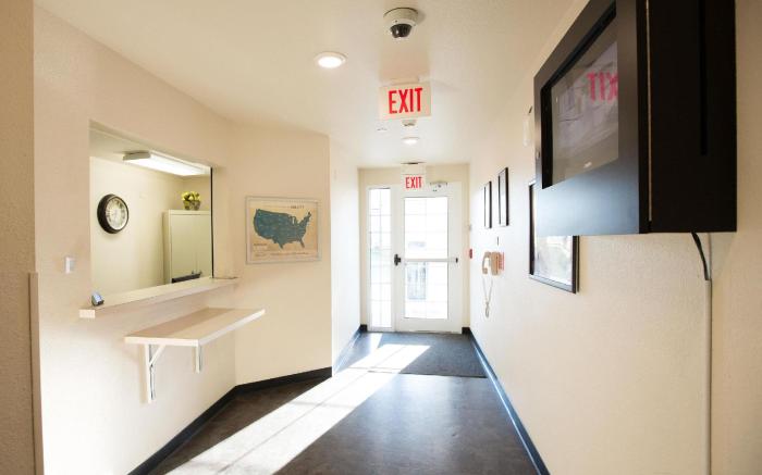 WoodSpring Suites Junction City