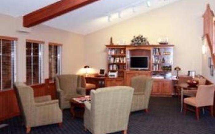 AmeriVu Inn and Suites - Waconia