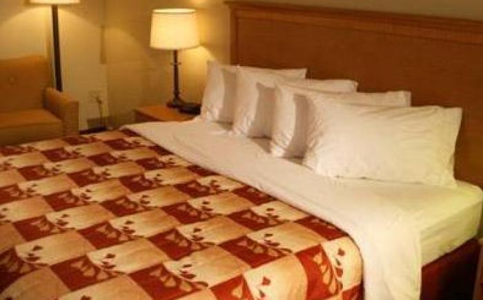 AmeriVu Inn and Suites - Waconia