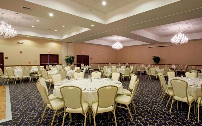 Best Western Plus Ticonderoga Inn and Suites