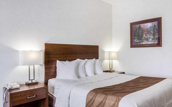 Econo Lodge Luverne I-90