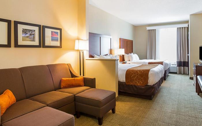 Comfort Suites