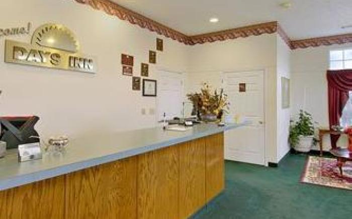 Garden Inn and Suites near Callaway Gardens Pine Mountain